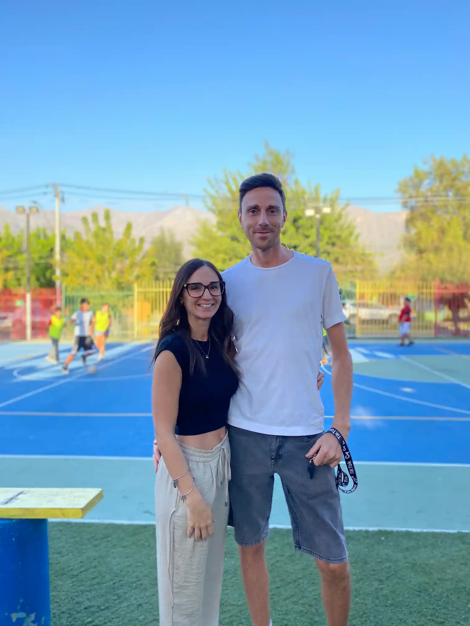 Martina y Alberto, voluntarios italianos en el Patio Don Bosco Punitaqui
